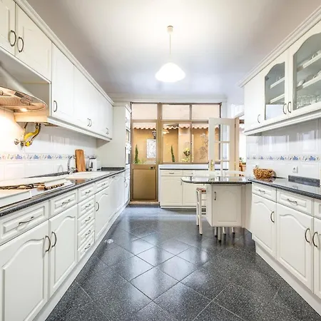 Guestready - Stylish' With Private Terrace And Indoor Garage Apartment *