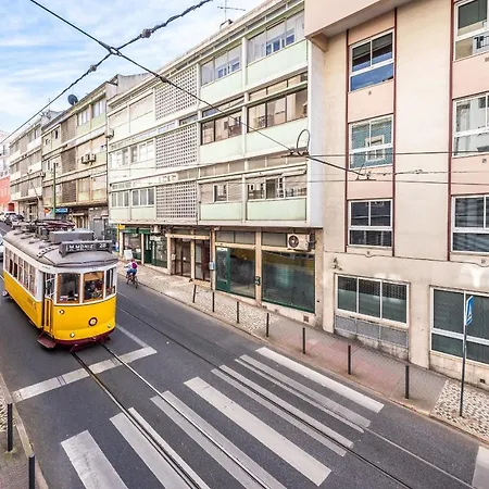 Apartment Guestready - Stylish' With Private Terrace And Indoor Garage Lisbon