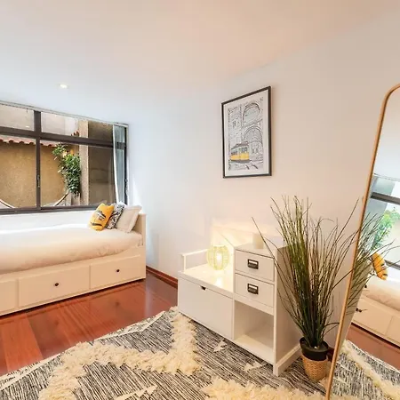 Guestready - Stylish' With Private Terrace And Indoor Garage *